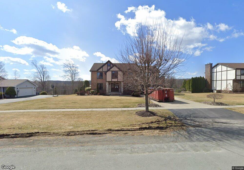 919 Clearview Rd, Moscow, PA 18444 - photo 1