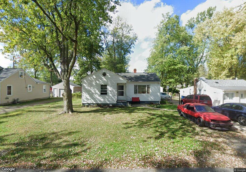 682 Pasadena Ave, Sheffield Lake, OH 44054 - photo 1