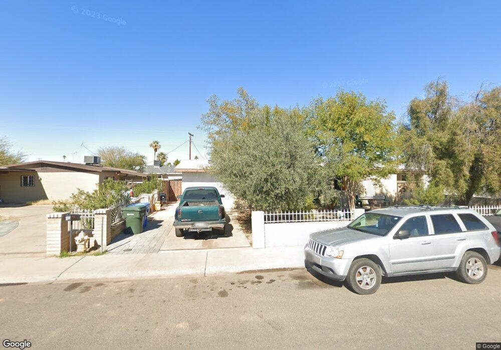 7748 W Weldon Ave, Phoenix, AZ 85033 - photo 1