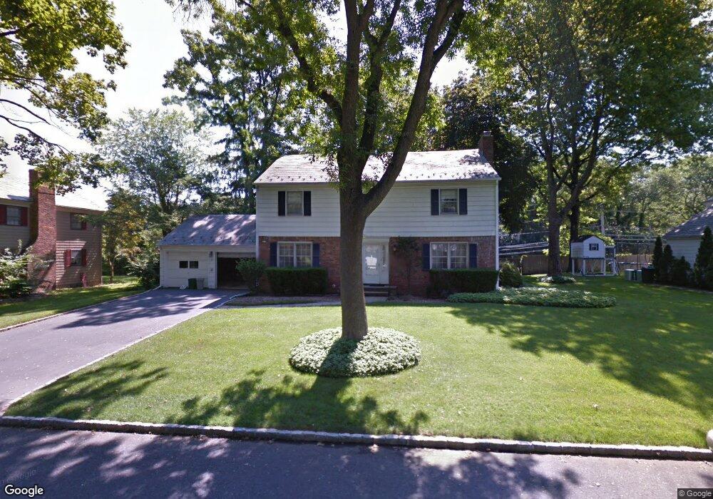 52 Borglum Rd, Manhasset, NY 11030 - photo 1