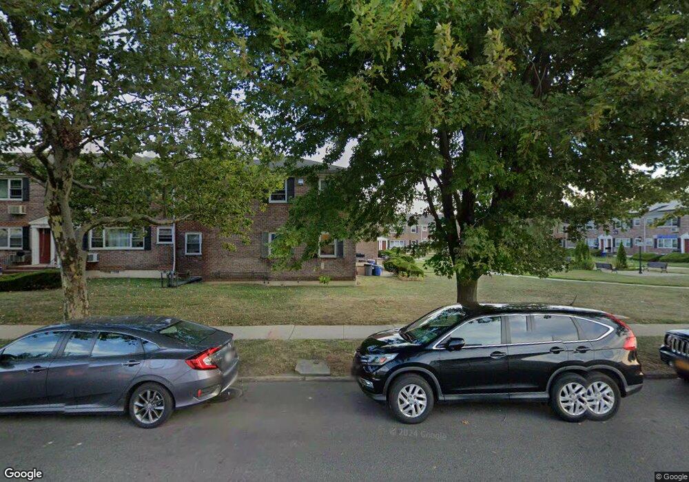 15052 Melbourne Ave, Flushing, NY 11367 - photo 1