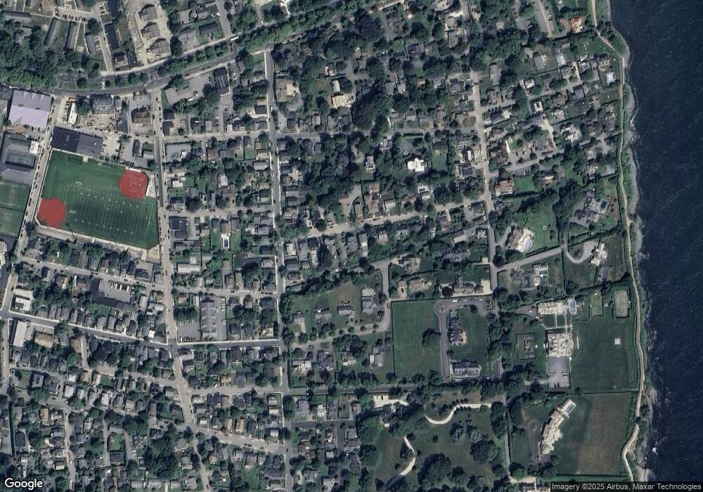 9 Dresser St unit 2, Newport, RI 02840 - photo 1