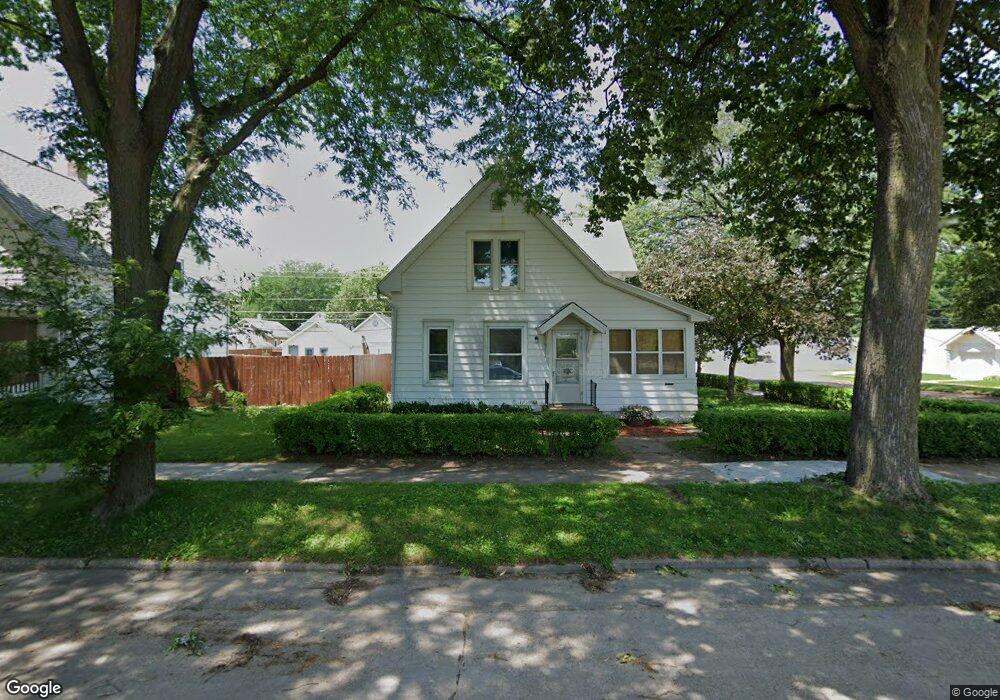 1802 Mallory St SW, Cedar Rapids, IA 52404 - photo 1