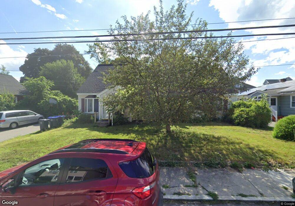 26 Strathmore Rd, Methuen, MA 01844 - photo 1