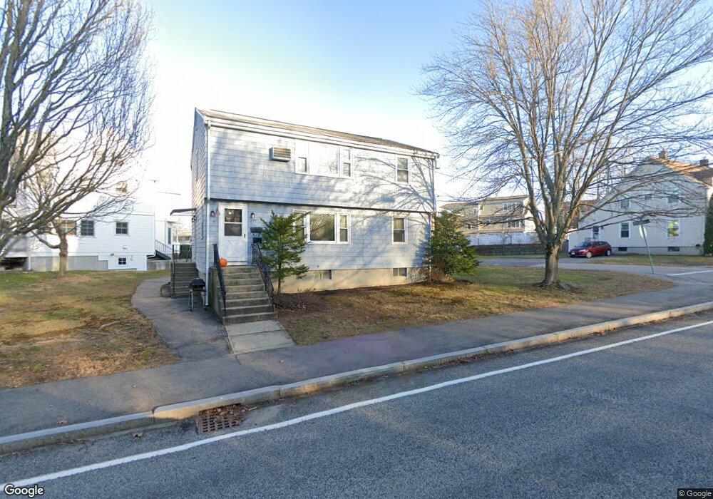 222 Webster St unit 1/1, Needham Heights, MA 02494 - photo 1