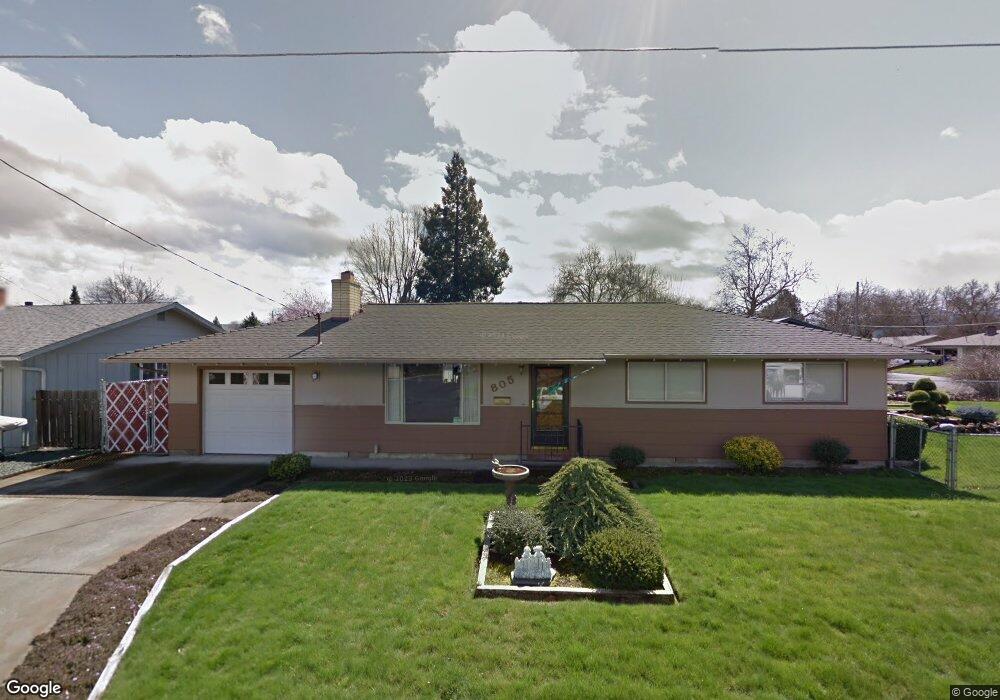 805 S 4th St, Central Point, OR 97502 - photo 1