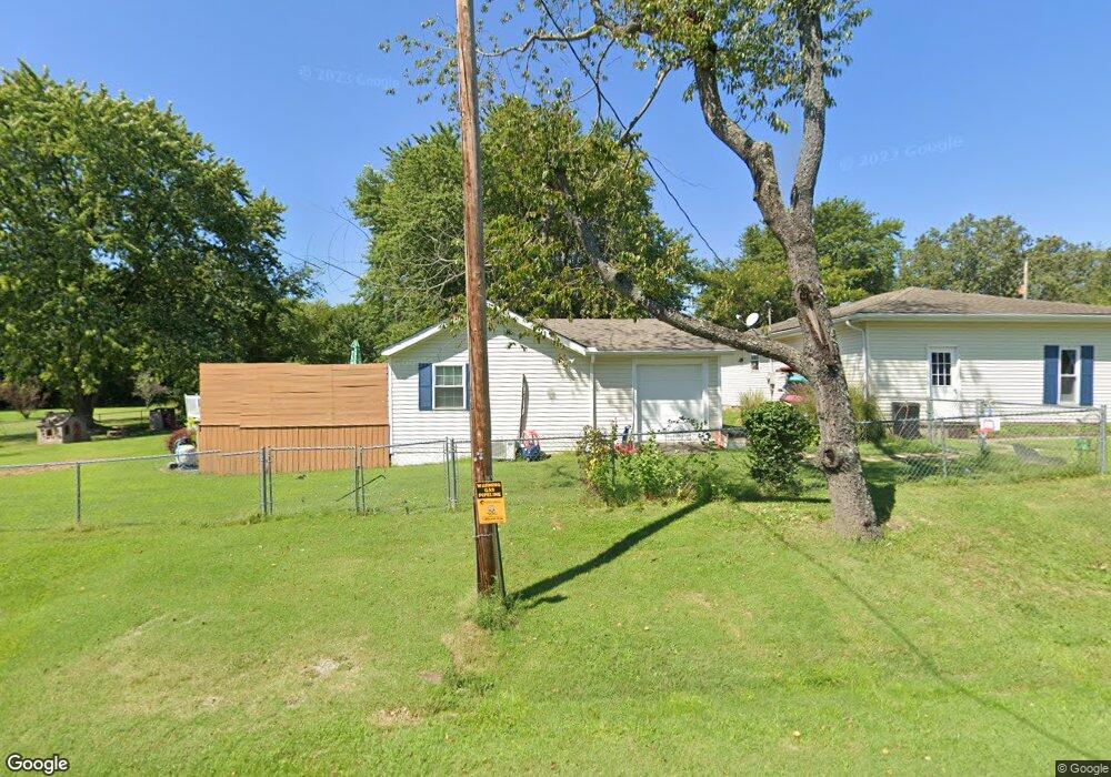 100 Gibbons Rd, Harrisburg, IL 62946 - photo 1