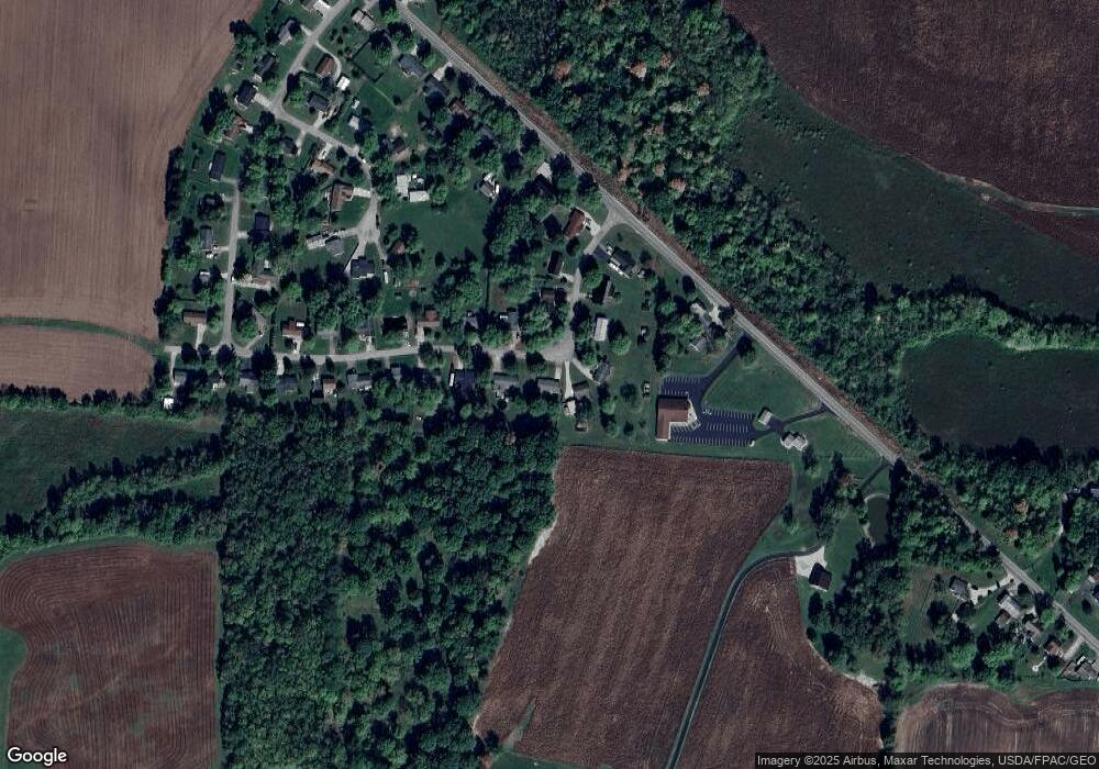 6521 Putnam Dr, Circleville, OH 43113 - photo 1