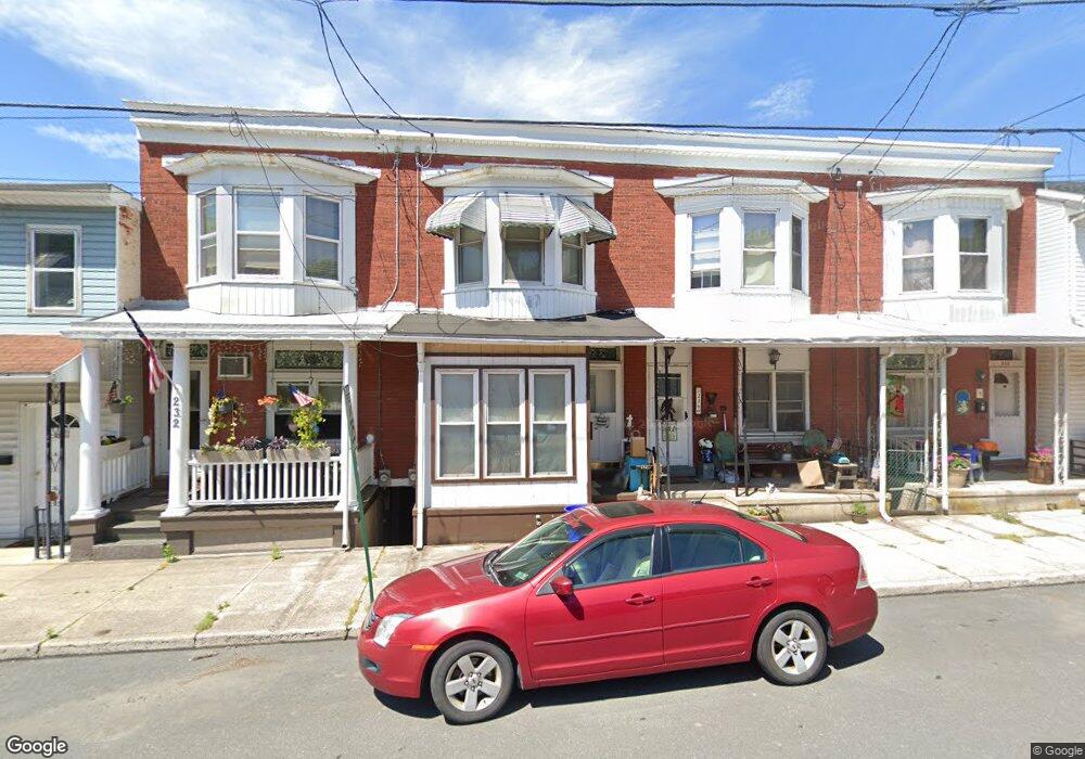 236 N 3rd St, Hamburg, PA 19526 - photo 1