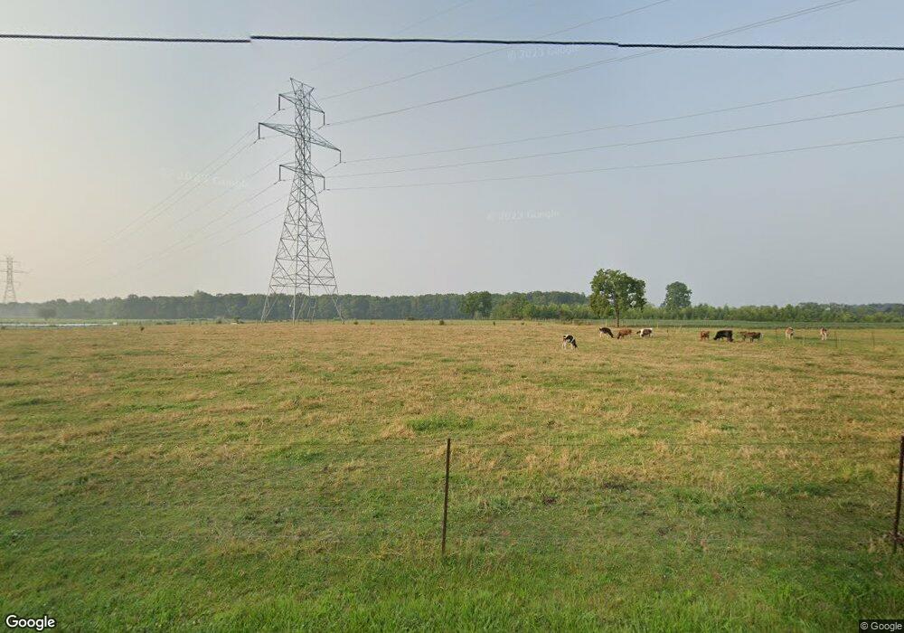 731 2b Rd, Nappanee, IN 46550 - photo 1