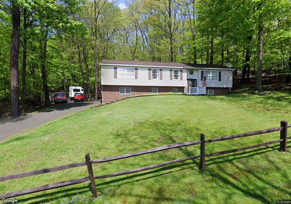 401 Highland St, Hawley, PA 18428 - photo 1