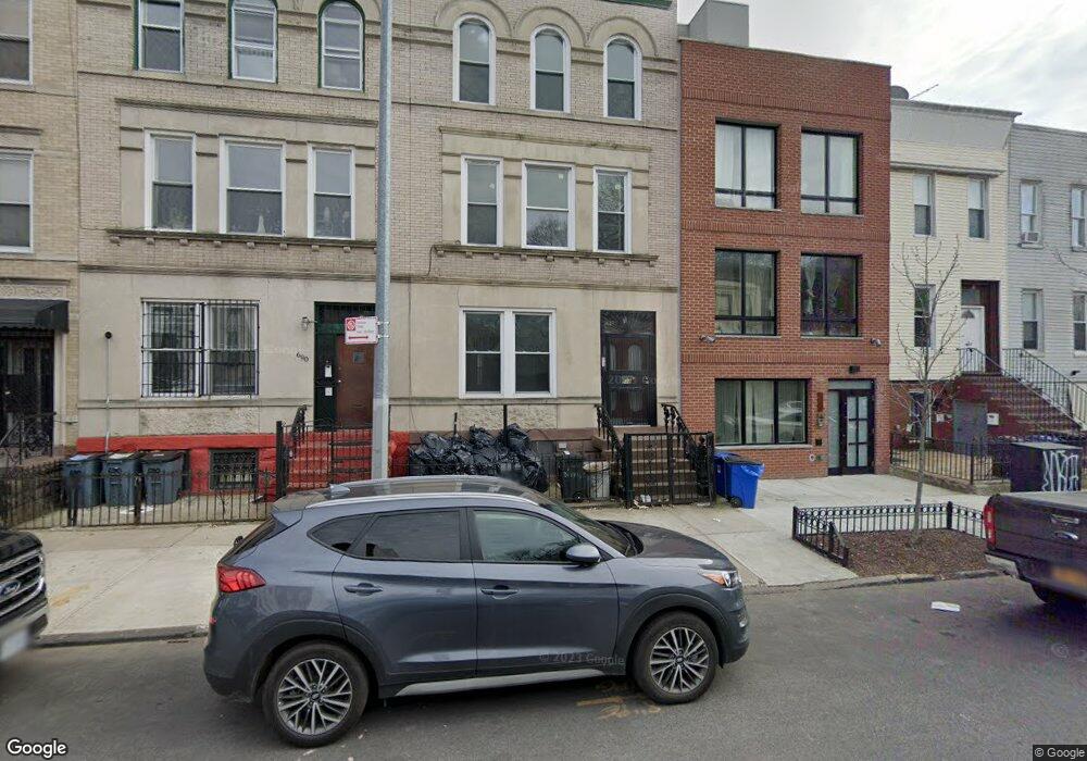 688 Macdonough St unit Building, Brooklyn, NY 11233 - photo 1