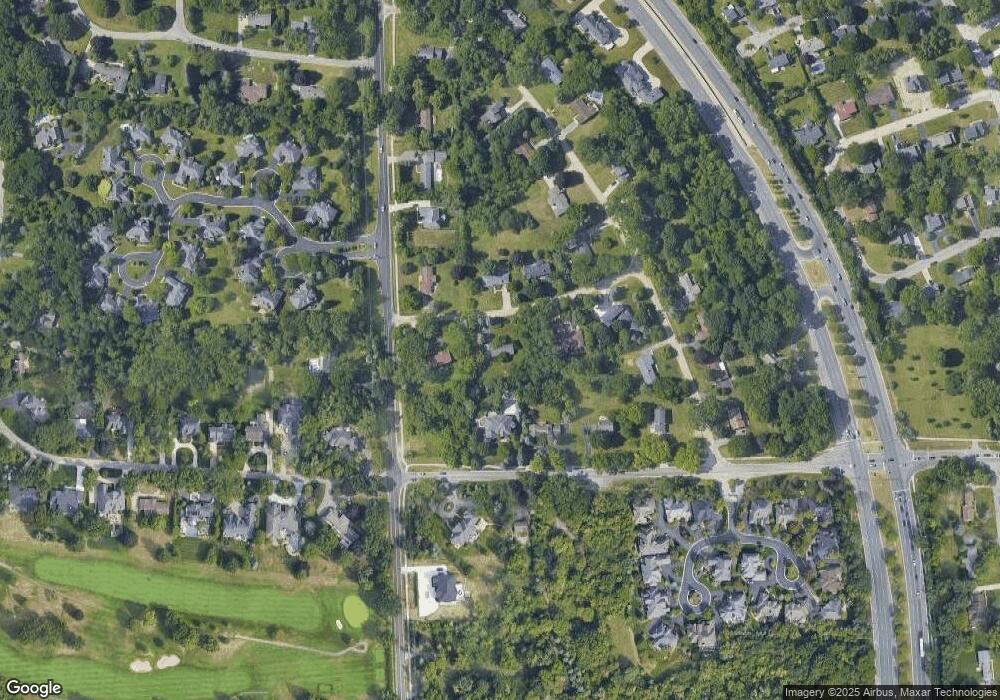 1085 Frankel Ln, Bloomfield Hills, MI 48302 - photo 1