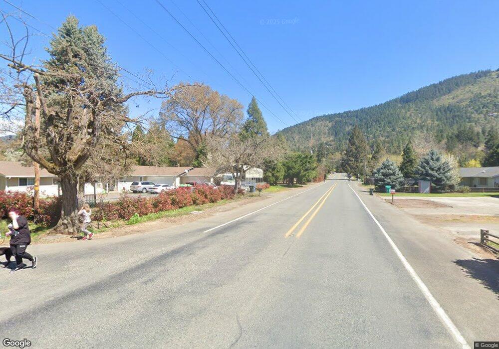 1720 Carnahan Dr, Grants Pass, OR 97527 - photo 1