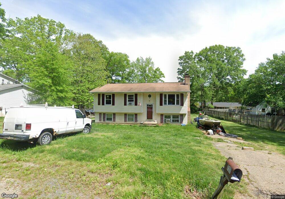 717 Sherwood Ln, Fredericksburg, VA 22407 - photo 1