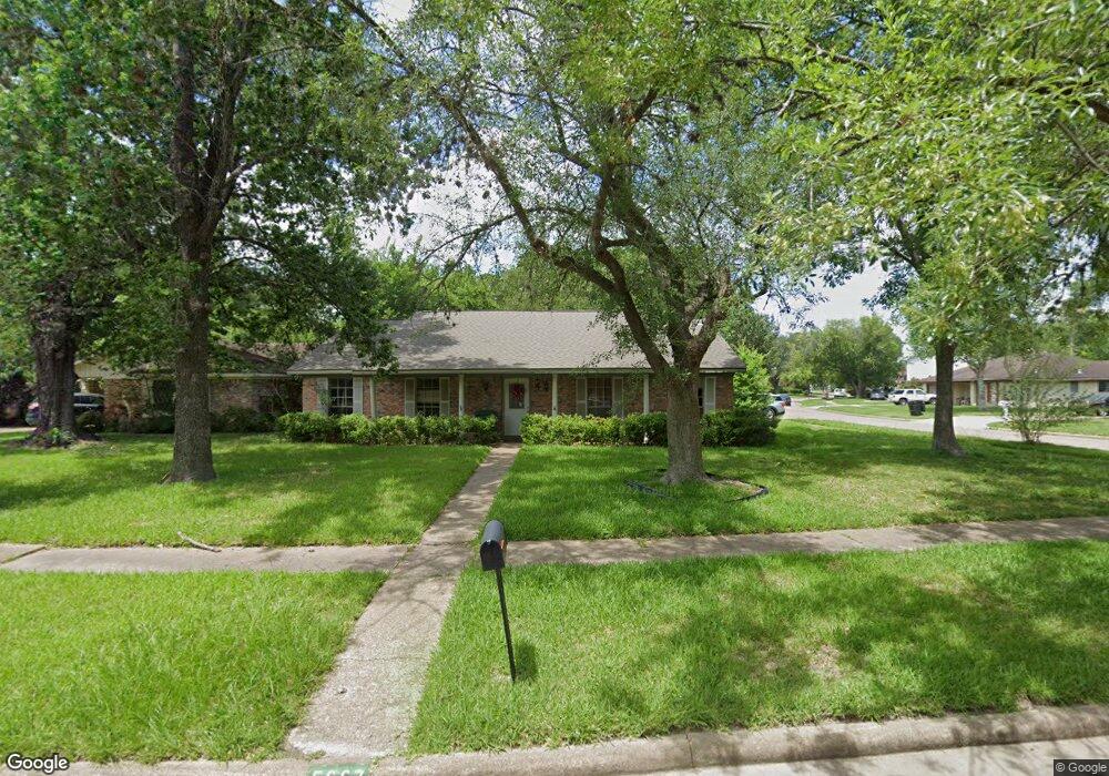 5667 Bent Bough Ln, Houston, TX 77088 - photo 1