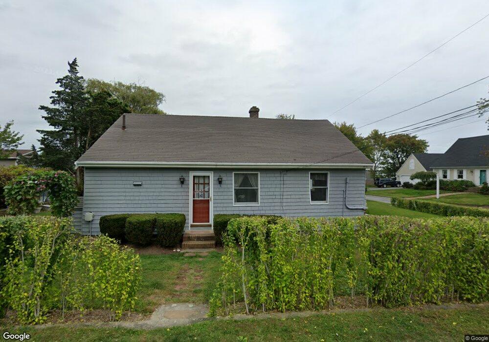 15 Pleasantview Ave, Mattapoisett, MA 02739 - photo 1