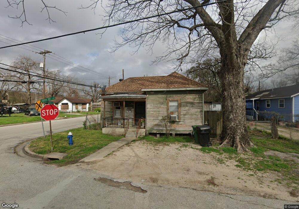 301 E 35th St, Houston, TX 77018 - photo 1