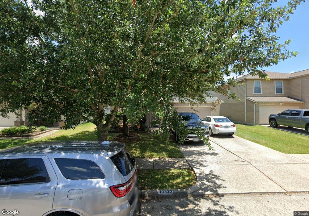 10323 Banfield Ct, Houston, TX 77075 - photo 1