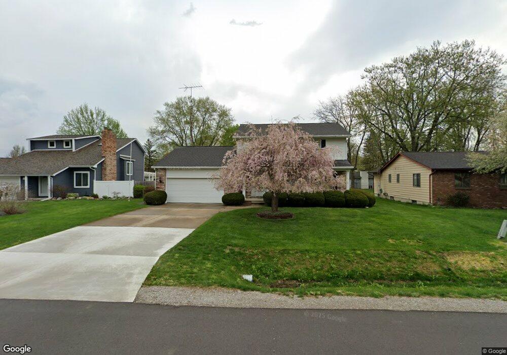 5183 Birchcrest Dr, Swartz Creek, MI 48473 - photo 1