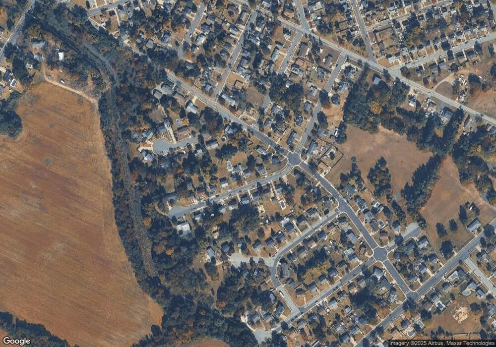 207 Marshall Ave, Gibbstown, NJ 08027 - photo 1