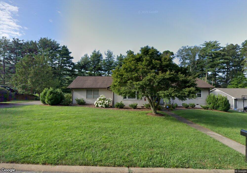 12 Gardenwood Ln, Asheville, NC 28803 - photo 1