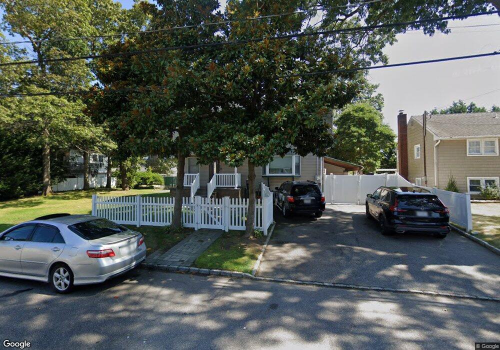 174 Lafayette St, Copiague, NY 11726 - photo 1