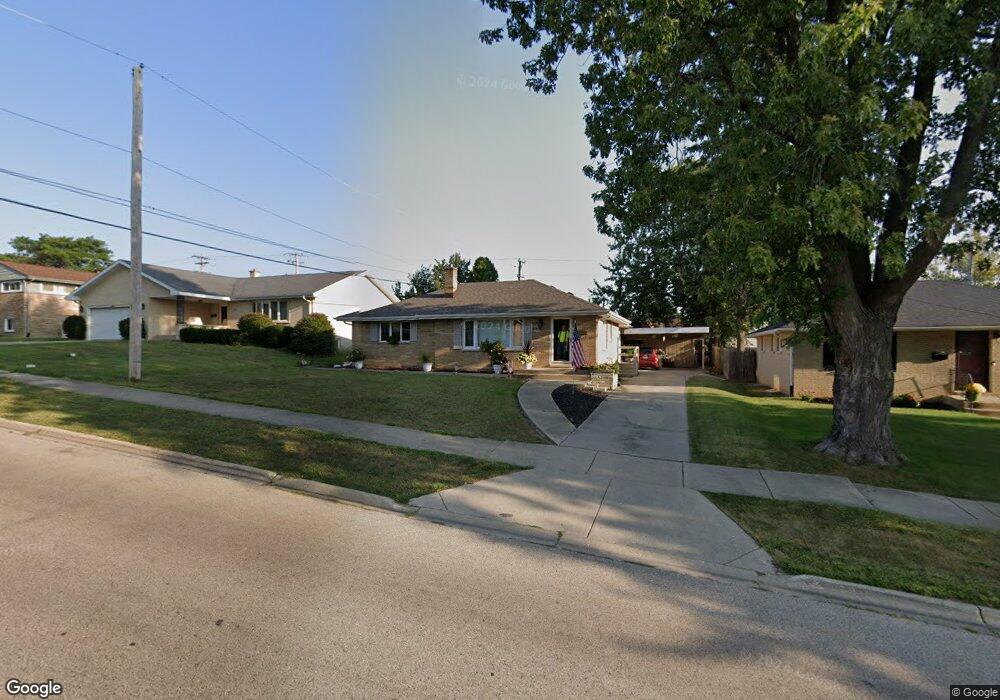 2420 University Ave, Waukegan, IL 60085 - photo 1