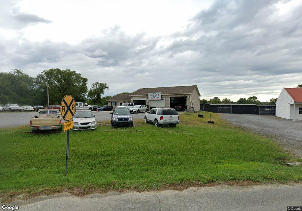 801 E Lane St, Shelbyville, TN 37160 - photo 1