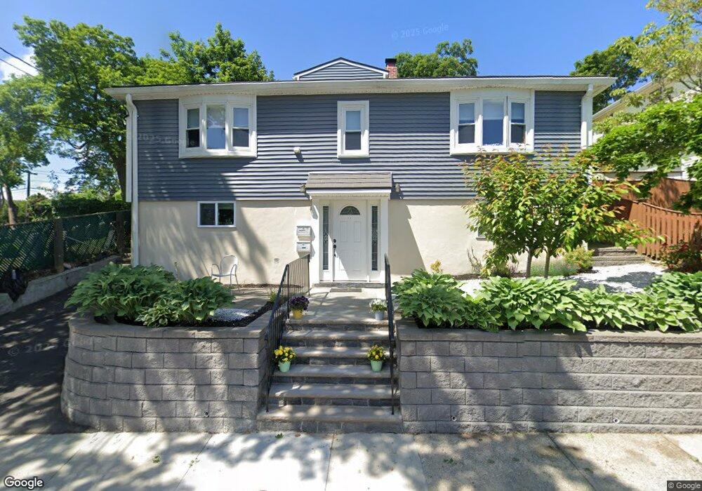 45 River Rd unit 2, Winthrop, MA 02152 - photo 1