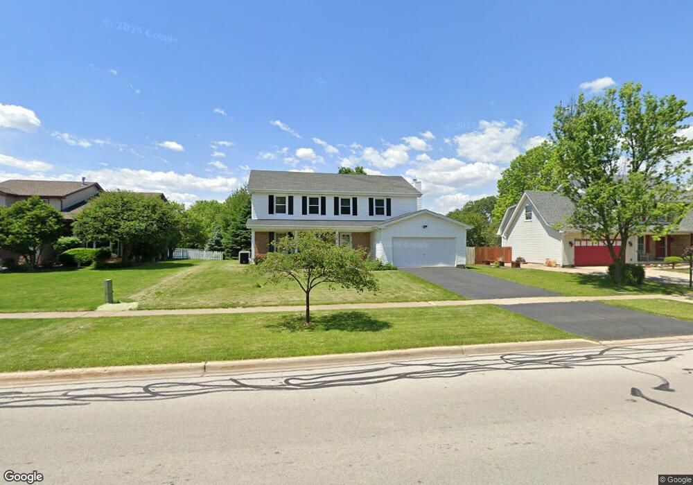 527 S Raddant Rd, Batavia, IL 60510 - photo 1