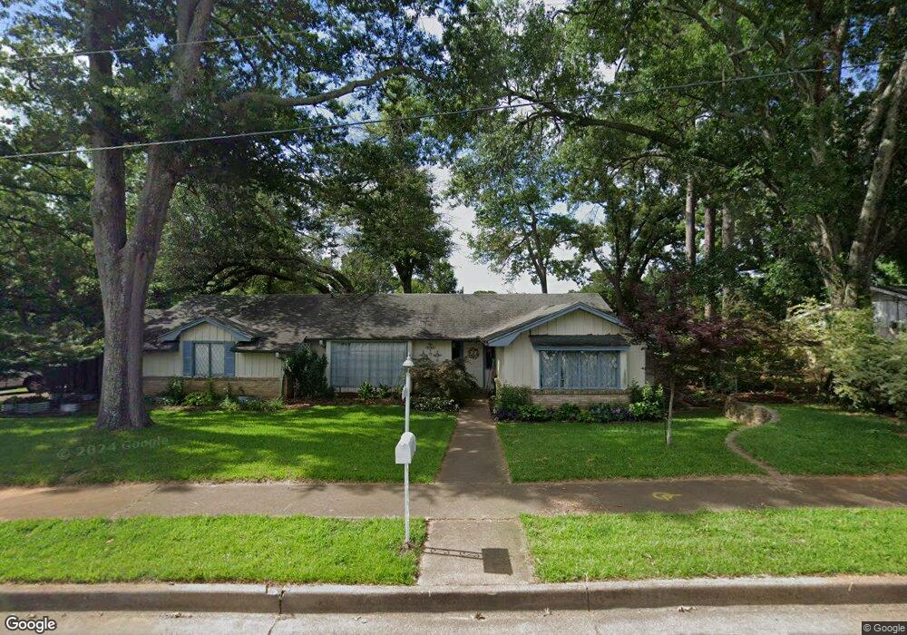 3007 Fairfax Dr, Tyler, TX 75701 - photo 1