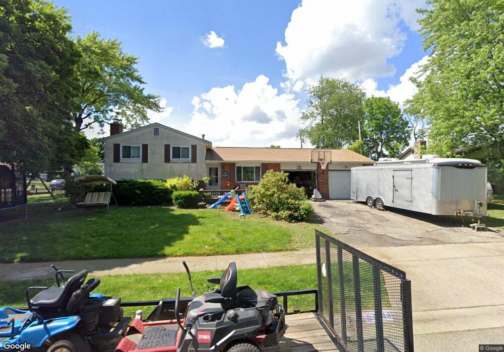 4744 Glengate Dr, Columbus, OH 43232 - photo 1