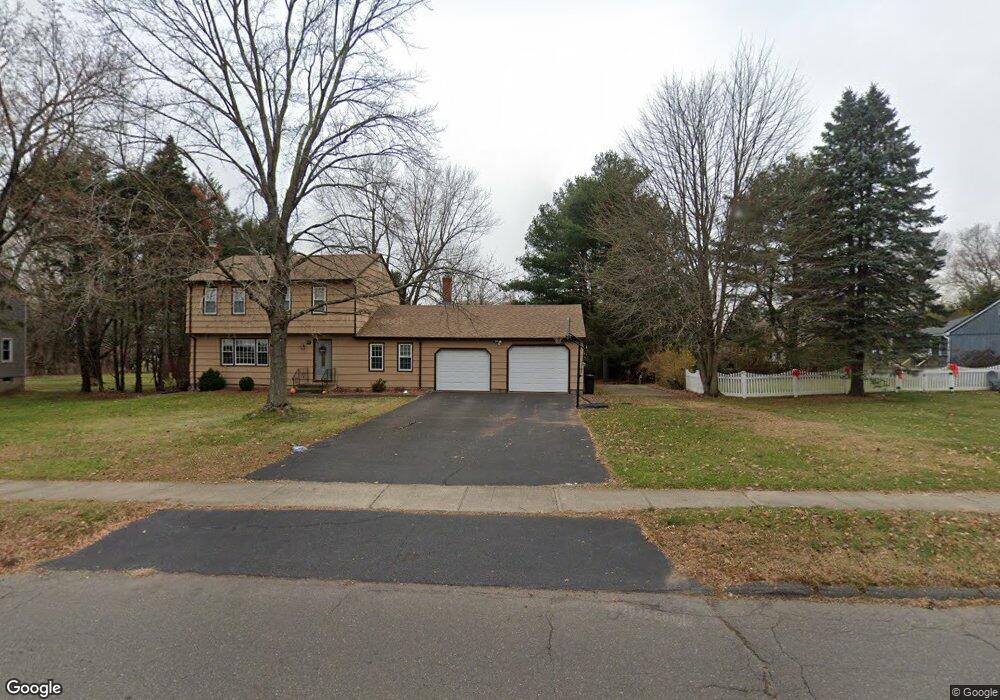 117 Bidwell St, Glastonbury, CT 06033 - photo 1