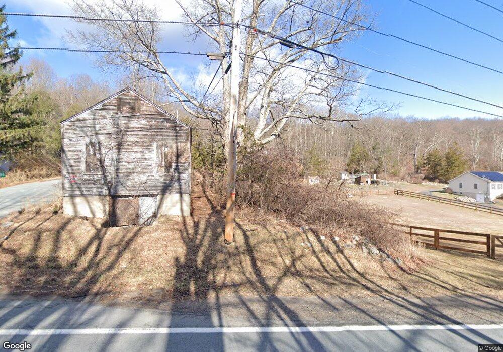 540 Winterton Rd, Bloomingburg, NY 12721 - photo 1