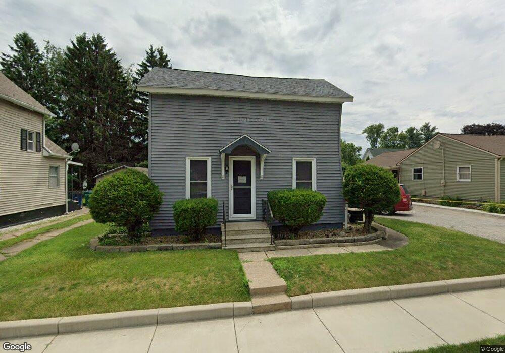 210 W 10th St, La Porte, IN 46350 - photo 1