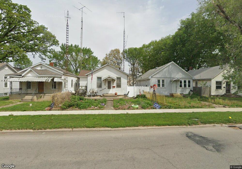 348 5th St, Lincoln, IL 62656 - photo 1