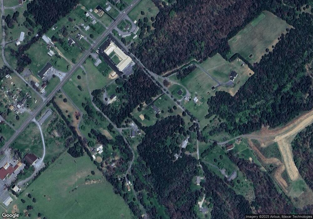 174 Cedar Ln, Strasburg, VA 22657 - photo 1