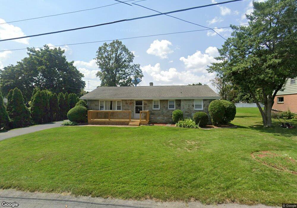 32 Linden St, Leola, PA 17540 - photo 1