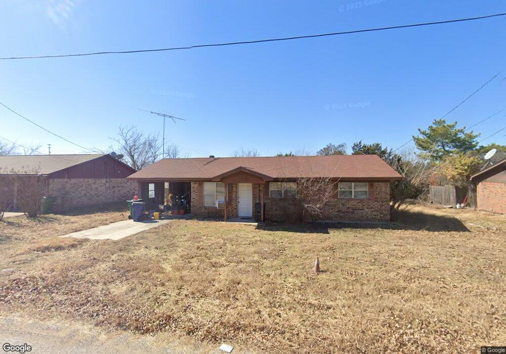 901 N Washburn St, Decatur, TX 76234 - photo 1