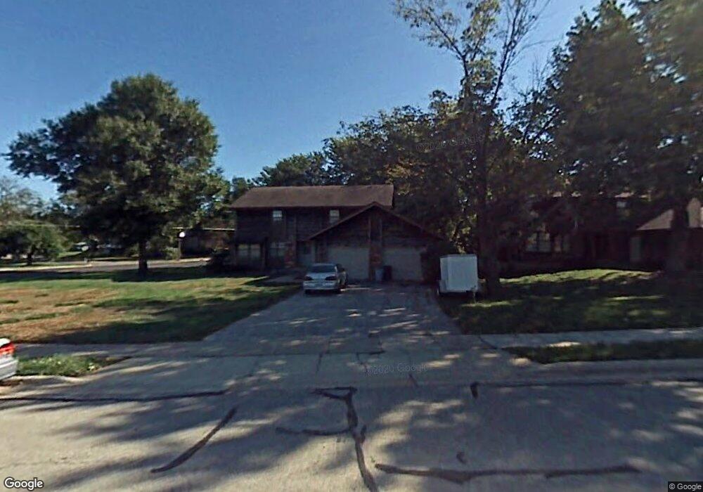 11101 W 71st Place, Shawnee, KS 66203 - photo 1