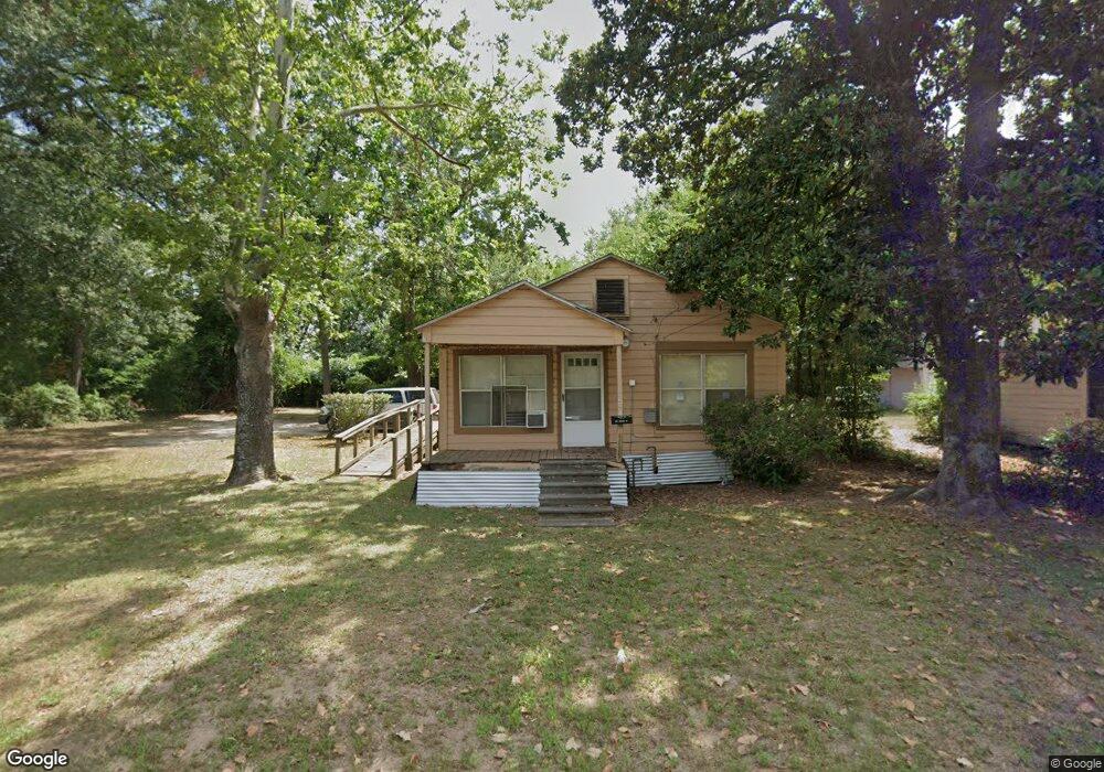 820 Cariker St, Nacogdoches, TX 75961 - photo 1