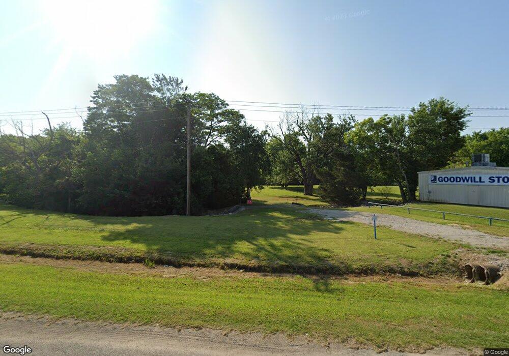 1208 N Missouri Ave, Claremore, OK 74017 - photo 1