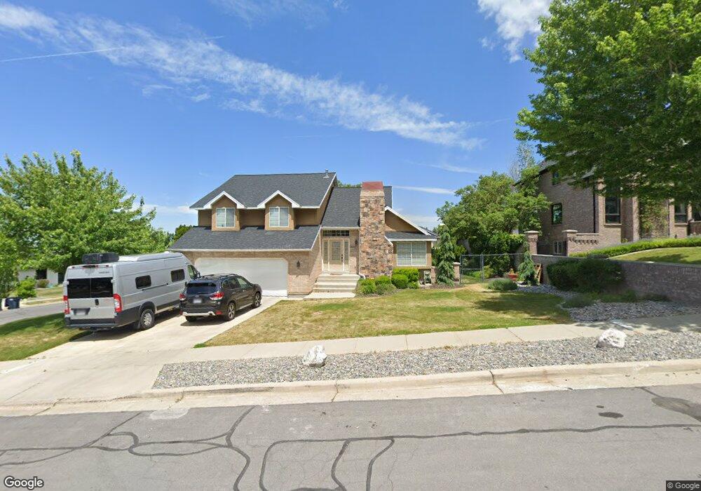 2643 Field Point Cir, Sandy, UT 84092 - photo 1