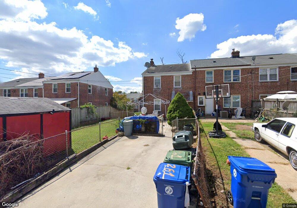 261 Medwick Garth E, Catonsville, MD 21228 - photo 1