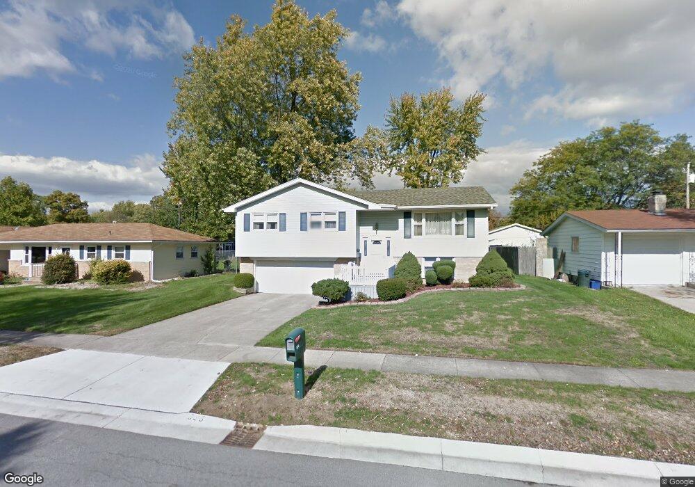 336 Bluebird Ave, Crown Point, IN 46307 - photo 1