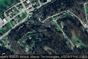 106 S Point Dr, Clendenin, WV 25045