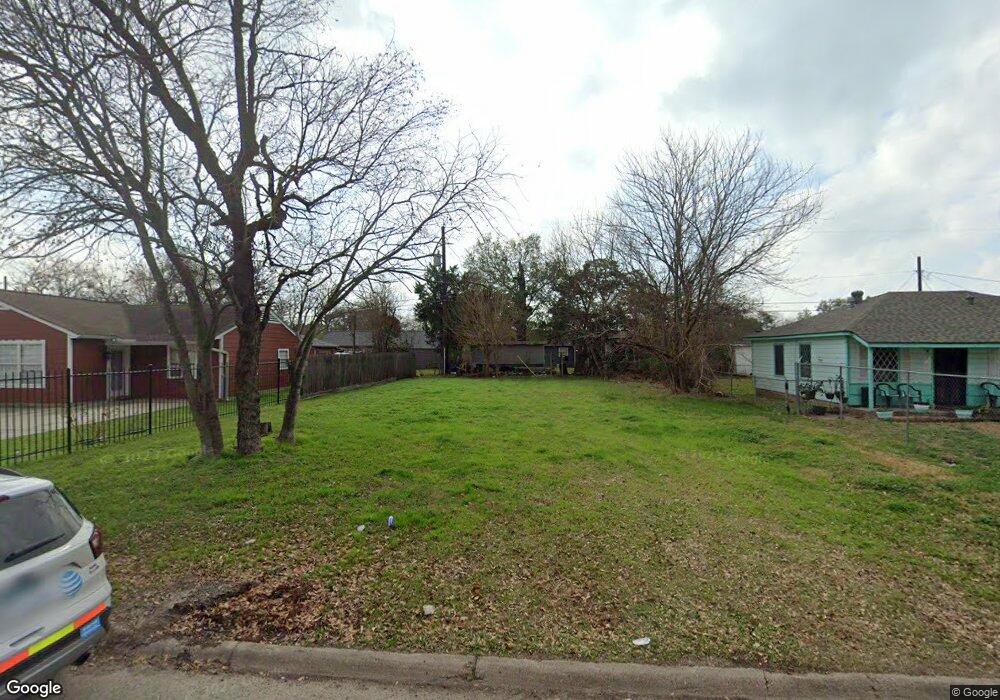 3028 Fleetwood St, Houston, TX 77093 - photo 1