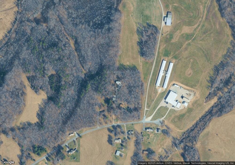 429 Fanjoy Rd, Statesville, NC 28625 - photo 1