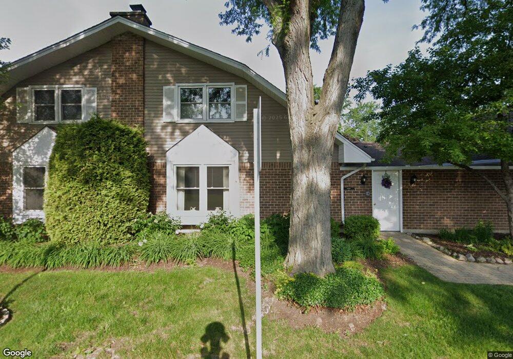 5 Auburn unit 5, Rolling Meadows, IL 60008 - photo 1